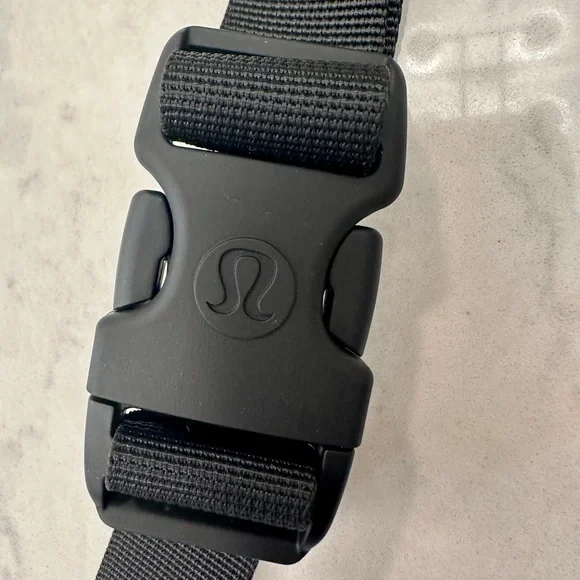 Lululemon Mini Belt Bag, Black - Picture 4 of 11